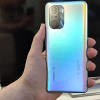 گوشی (درحد آک)