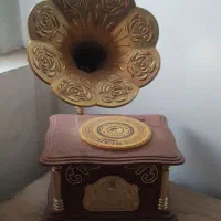 میکروسکوپ و گرامافون تزیینی