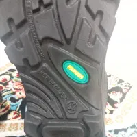 کفش ایمنی|کیف، کفش، کمربند|نیشابور, فرح بخش|دیوار