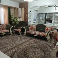 مبل  راحتی هفت نفره همراه ۴ میزبان