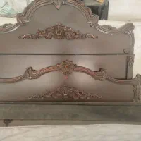 تخت خواب دو نفره با توشک