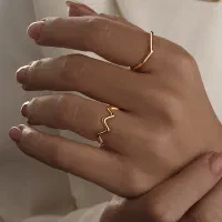 مجری خانم،ادمین خانم