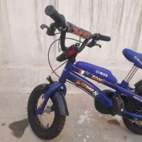 دوچرخه ۱۲ کاملا نو و شیک با کمکی