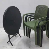 میز و صندلی پلاستیکی کم‌حجم و کاربردی باغدان