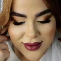 میکاپ و شنیون تخصصی عروس عقد نامزدی محفلی|خدمات آرایشگری و زیبایی|شاهین‌شهر, شهرک امام علی|دیوار