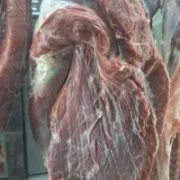 گوشت گوساله گرم