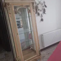 ویترین تمیز و سالم در حد نو|بوفه، ویترین، کنسول|تهران, وحیدیه|دیوار