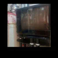 تلویزیون سامسونگ و میز