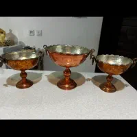 ظروف مسی|کلکسیون اشیاء عتیقه|شیراز, فرهنگ شهر|دیوار