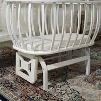 گهواره نوزاد در حد نو