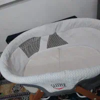 گهواره نوزاد کم کارکرده|تخت و سرویس خواب|رشت, یخسازی|دیوار