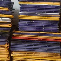 قفسه طوری فلزی ایستگاه عباس آباد|کتابخانه، شلف، قفسه‌های دیواری|همدان, |دیوار