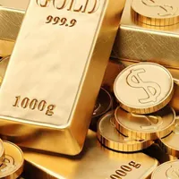 حسابدار کاراموز خانوم در کارگاه طلا سازی