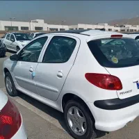 ۲۰۶ پاناروما شیک و مجلسی