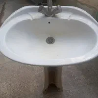 روشویی کامل به همراه شیر آلات ارزان میدم