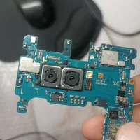 دوربین جلو و عقب  نوت ۸ سامسونگ