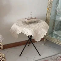 میز خاطره همراه با رو میزی