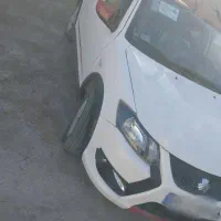 کوییک ار سفید قرمز