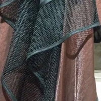 دو عدد مانتو|لباس|میانه, |دیوار