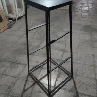 چهار پایه اهنی