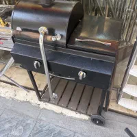 کباب پز گازی مشکی کوره ای با درب و گریل پایه کامل|اجاق گاز و لوازم برقی پخت‌وپز|مشهد, گوهرشاد|دیوار