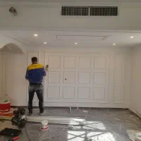 نصب قرنیز وقابل بندی وبازسازی ونقاشی ساختمان