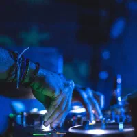 دی جی  عروسی