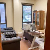 کارمند خانم