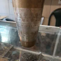 لیوان برنجی قلم|کلکسیون اشیاء عتیقه|بروجن, |دیوار