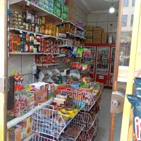 کارگرساده کار درسوپرمارکت