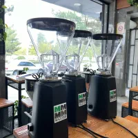 وگا لانا قهوه ساز اسپرسو ساز صنعتی ۲ گروپ|کافی‌شاپ و رستوران|مشهد, زمرد|دیوار