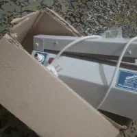 دستگاه دوخت پلاستیک نو داخل کارتون