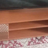 زیر تلوزیون آکبند