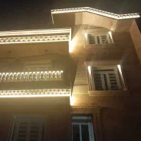 یک باب منزل مسکونی ایمان ۹  درب حیاط رهن کامل