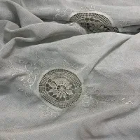 پرده ساتن گلدار بهمراه گیپور رویش