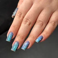 خدمات ویژه کاشت و ترمیم ناخن