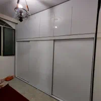 تولید کننده انواع کمد دیواری ریلی و لولایی