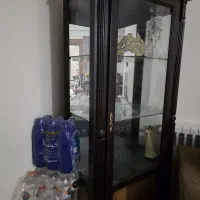 ویترین چوبی قدی آینه دار کلاسیک در حد نو