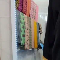 آینه قدی دور چوبی