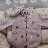 ژاکت و کلاه دست بافت بچگانه