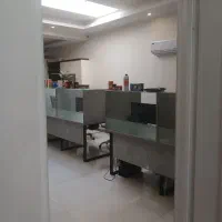 راننده نیسان مسقف و موزع