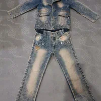 کت و شلوار لی و لباس پسرانه در حد نو