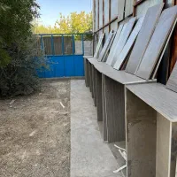 تعدادی،فایل  و میز اداری،.ال شکل