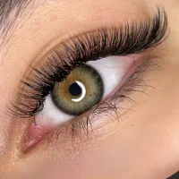 کاشت مژه