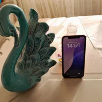 ایفون Xrدرحدنو.رم 3گیگ.حافظه 128