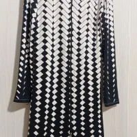 تعدادی لباس