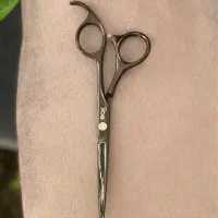 قیچی کوتاهی|آرایشگاه و سالنهای زیبایی|سنندج, |دیوار