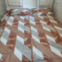 تخت خواب دو نفره همراه با تشک