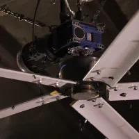 فن سقفی گاوداری همراه با مه پاش|ماشینآلات صنعتی|رشت, استادسرا|دیوار