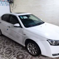 دنا پلاس 6 دنده دستی توربو سانروف